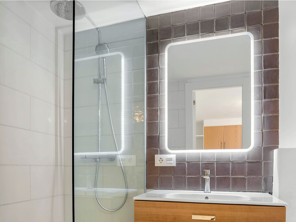 Nueva Andalucia Contemporary Villa_9