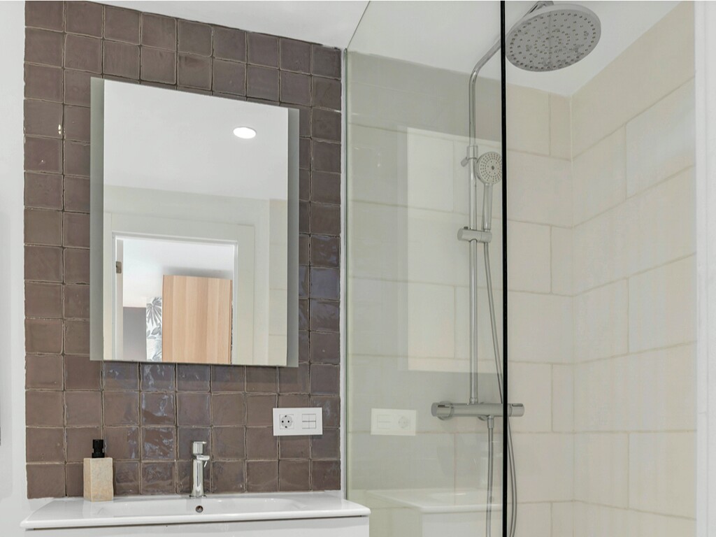 Nueva Andalucia Contemporary Villa_12