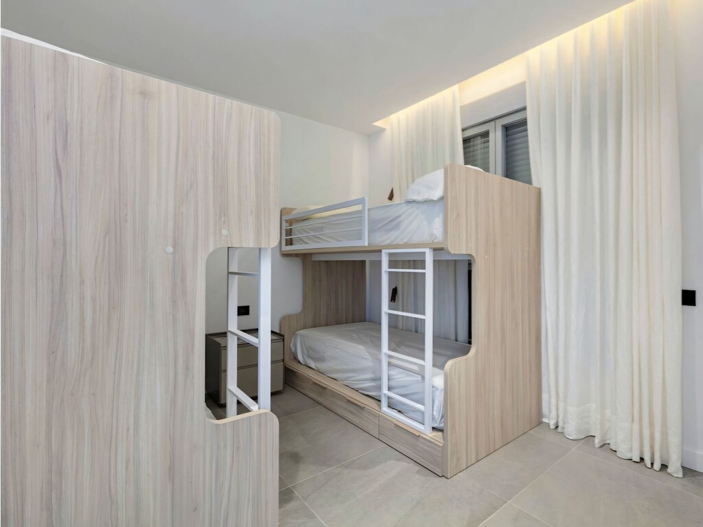 Estepona townhouse with pool_15