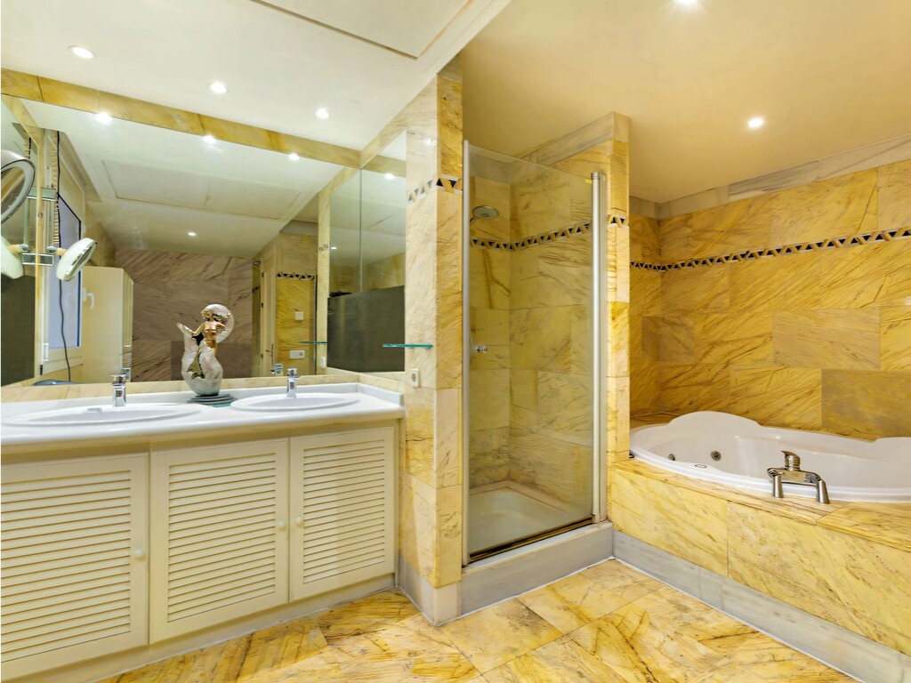 Magna Marbella apartment_23