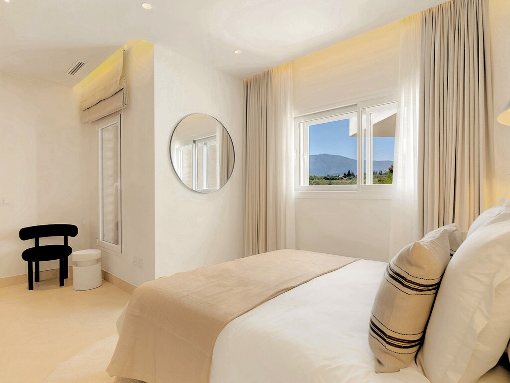 Bahia del Velerin move in ready Penthouse (28)