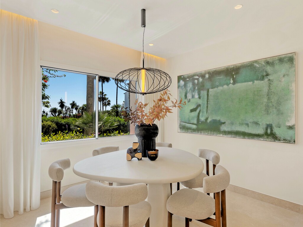 Costalita luxury renovated apartment_18