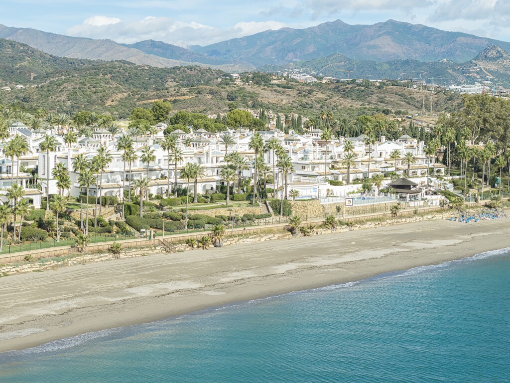 11 Dominion Beach 74