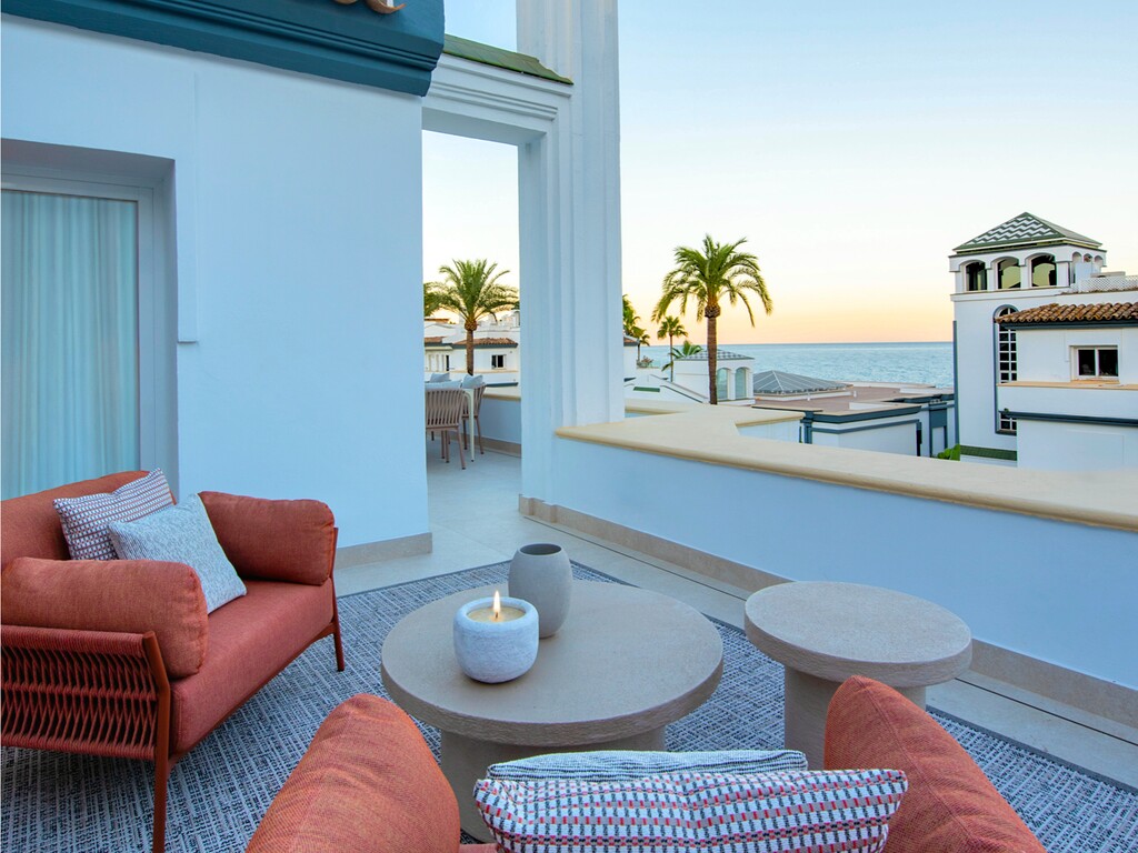 Dominion Beach renovated penthouse_11