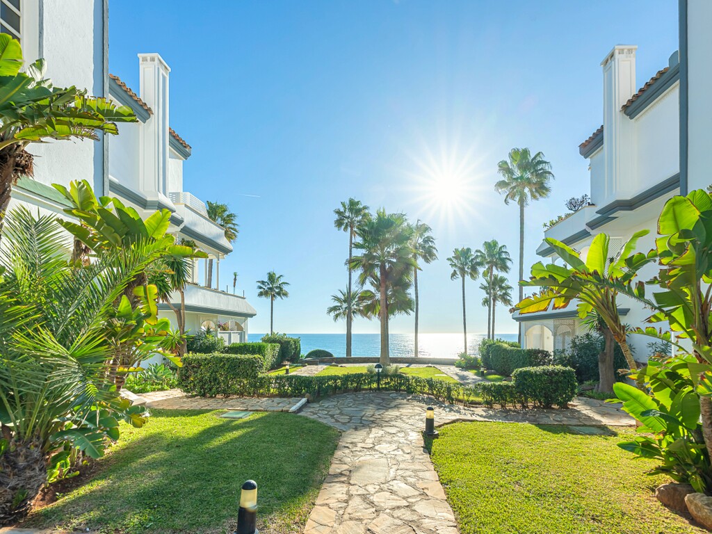 Dominion Beach renovated penthouse_21