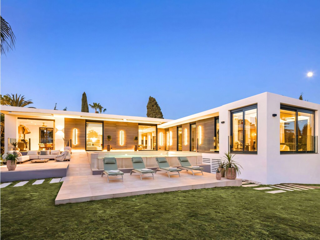 Nueva Andalucia Villa_13