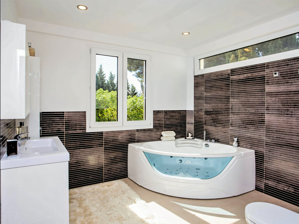San Pedro beachside villa_3