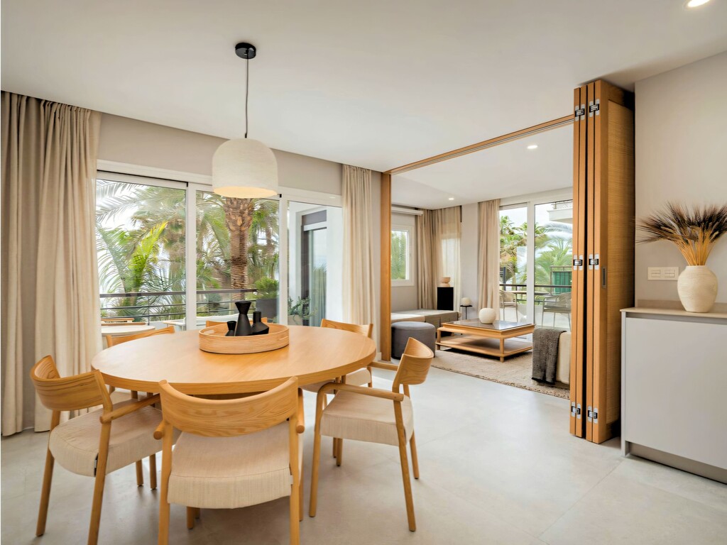 Estepona Seafront Apartment_3