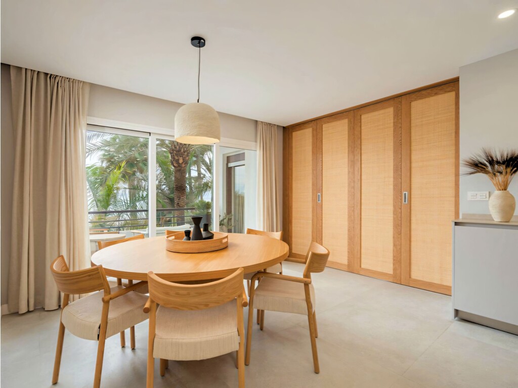 Estepona Seafront Apartment_7