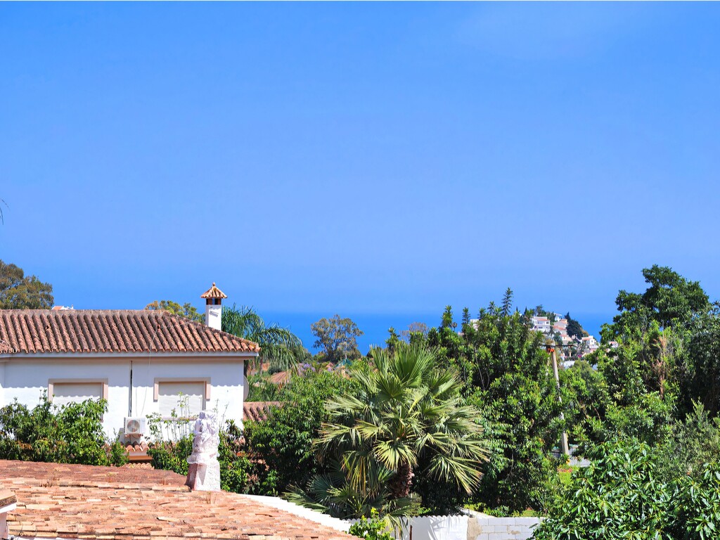 Benalmadena villa with sea views (14)