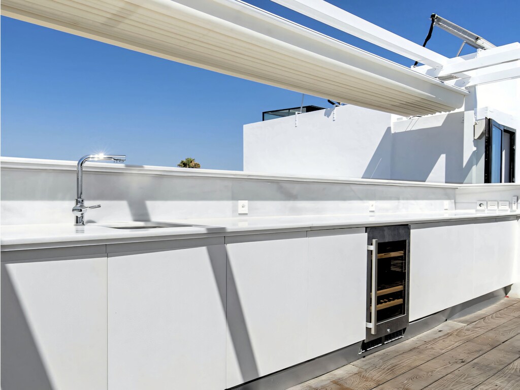 Costabella Beachfront Villa_15