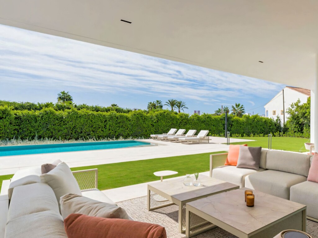 Golden Mile Luxury Villa_5