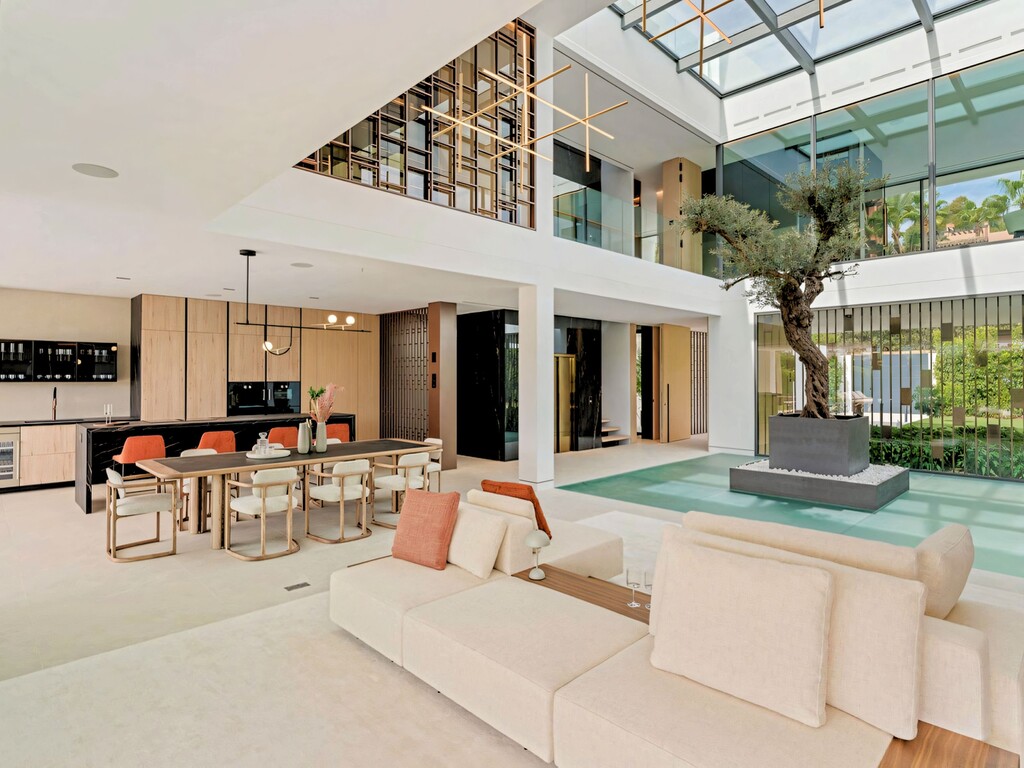 Golden Mile Luxury Villa_9