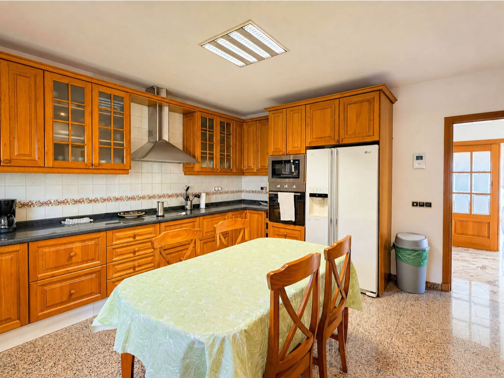 Marbella semi-detached villa_19