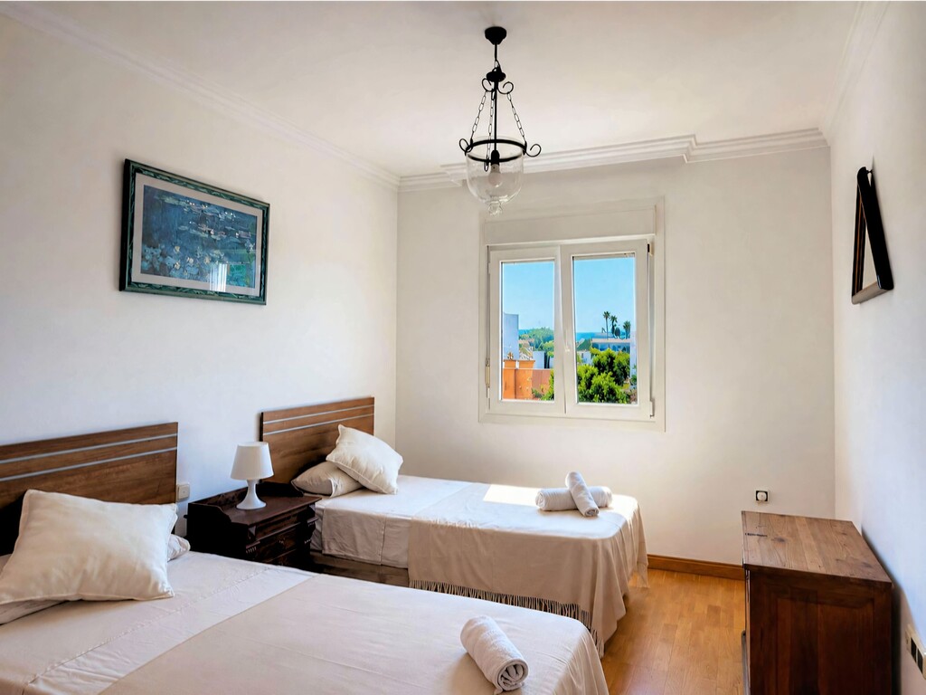 Marbella semi-detached villa_26