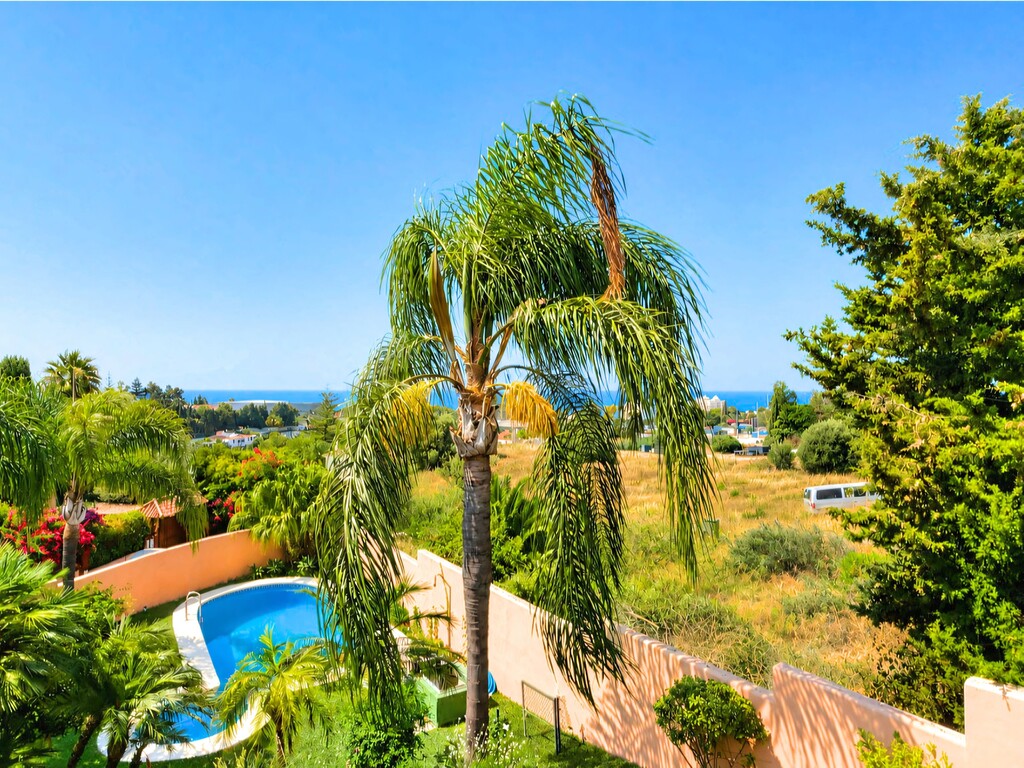 Marbella semi-detached villa_4