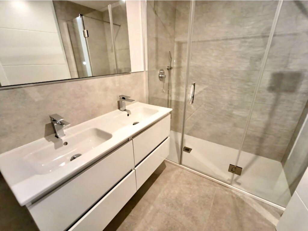 Nineteen 41 4 bedroom apartment_26
