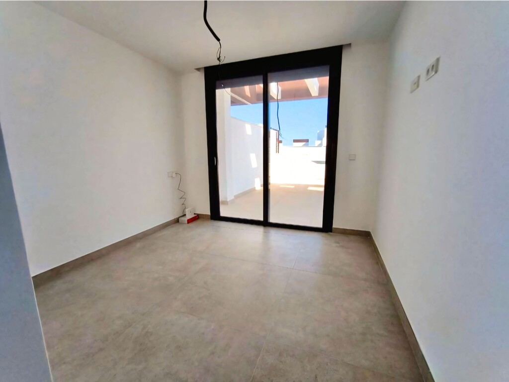 Nineteen 41 4 bedroom apartment_28