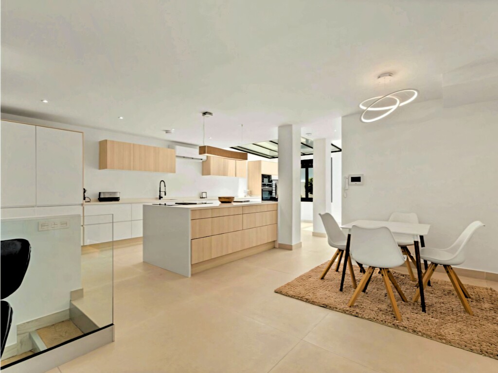 Nueva Andaluc&iacute;a villa for sale_2
