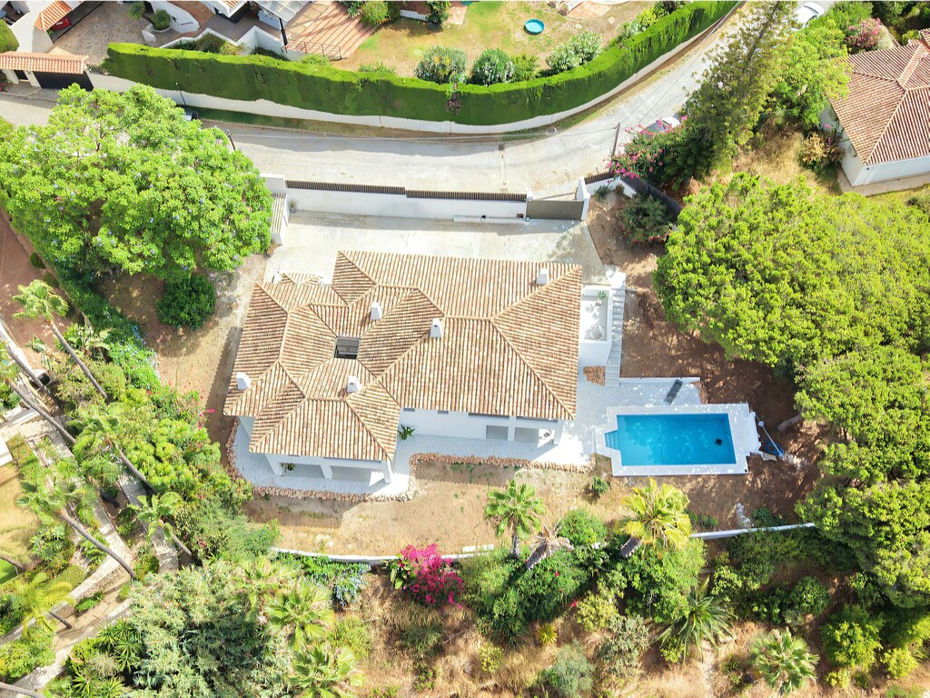 Elviria renovated villa_12