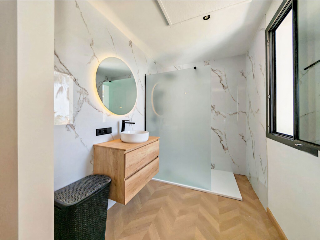 Elviria renovated villa_28