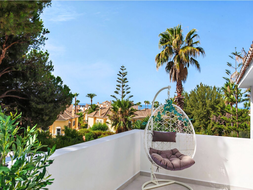 Elviria renovated villa_26