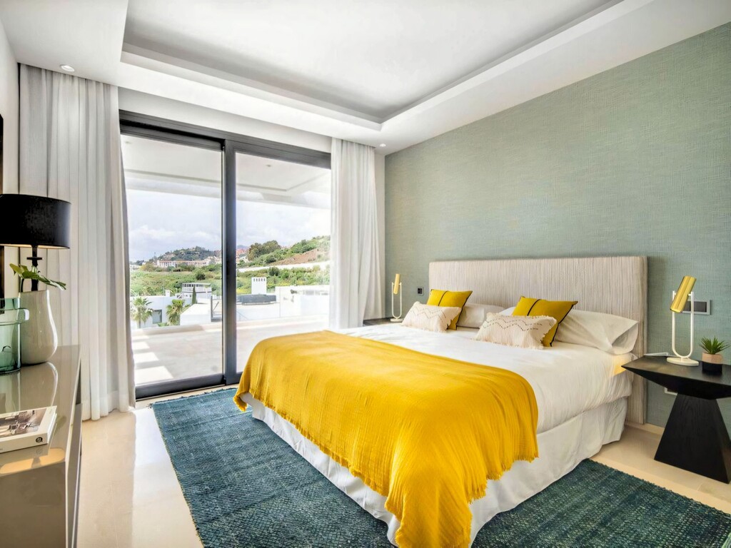 Nueva Andalucia Villa_24