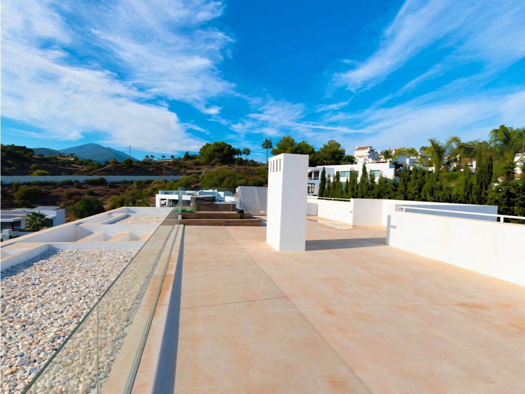 Nueva Andalucia Villa_9