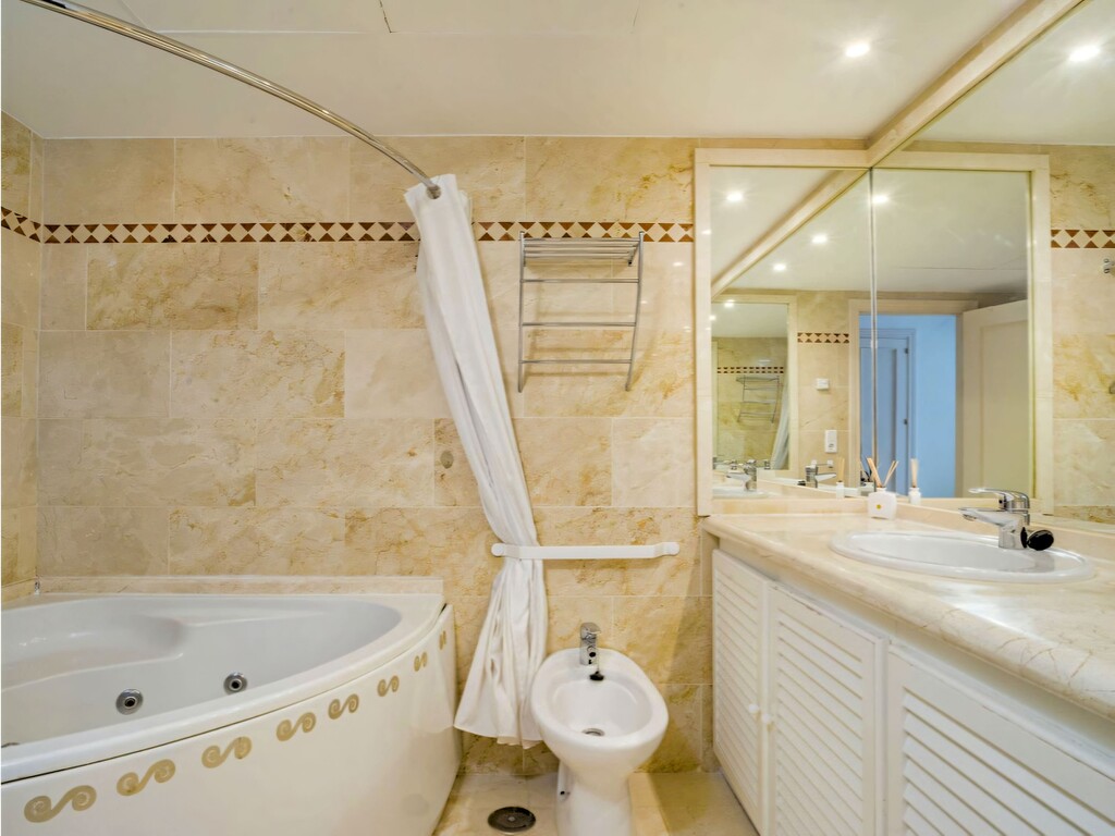 Magna Marbella apartment for sale_32