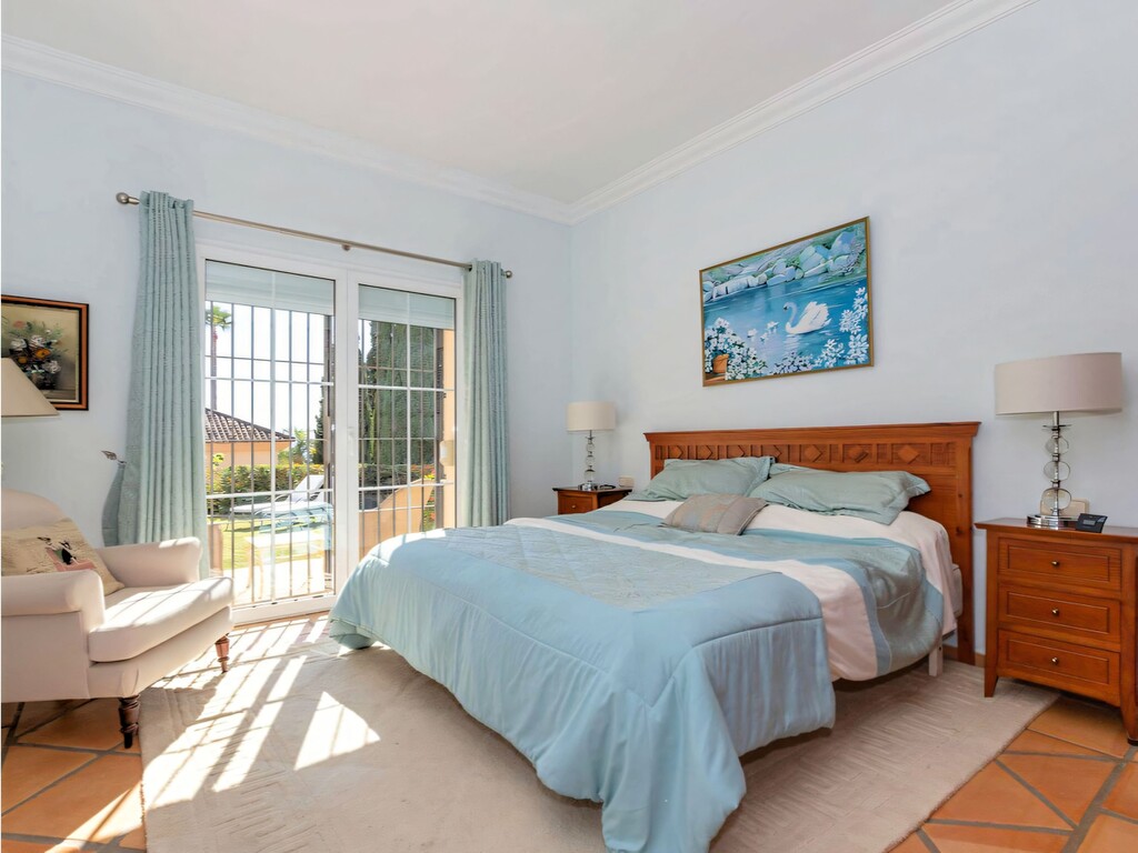 Elviria family villa_21