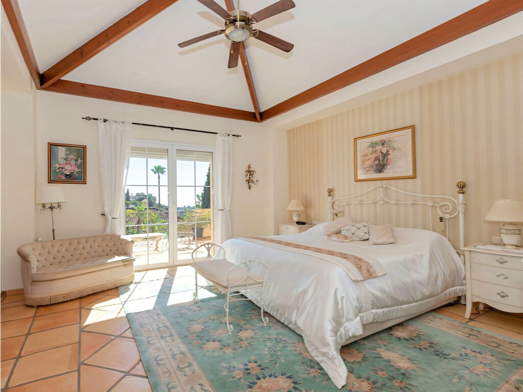 Elviria family villa_27