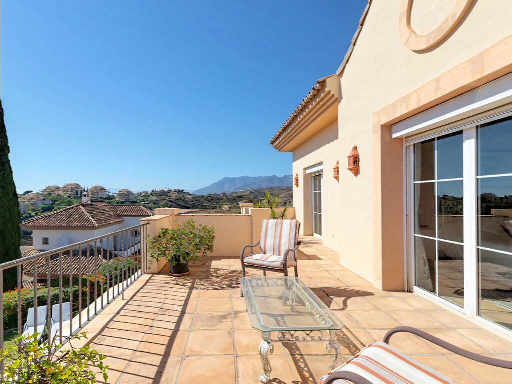 Elviria family villa_37