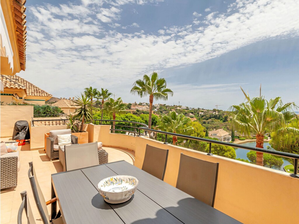Elviria Hills duplex penthouse_4