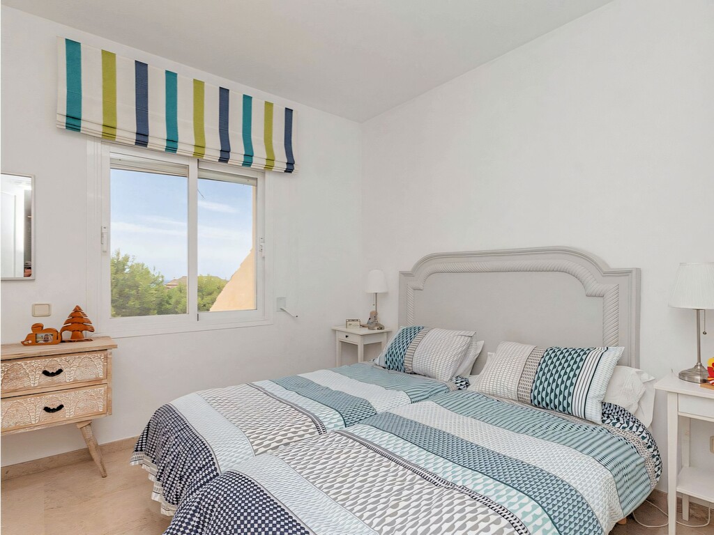 Elviria Hills duplex penthouse_14