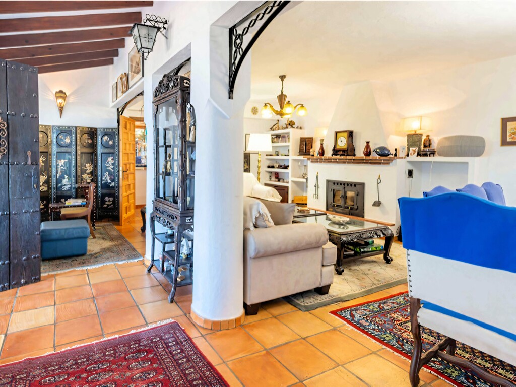 Mijas five-bedroom villa_34