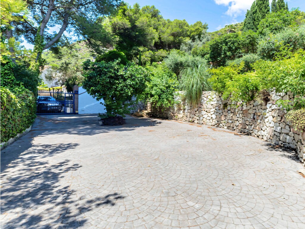 Mijas five-bedroom villa_28