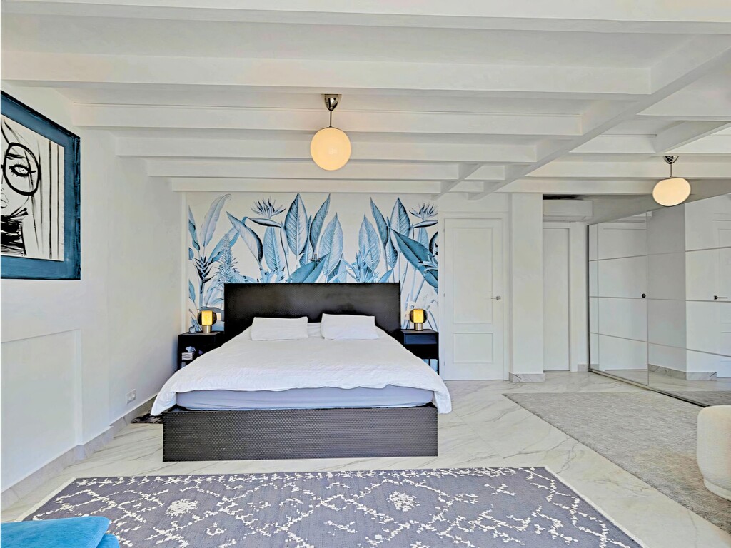 Oj&eacute;n villa with sea views_23
