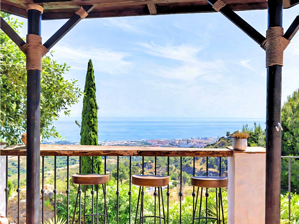 Oj&eacute;n villa with sea views_3