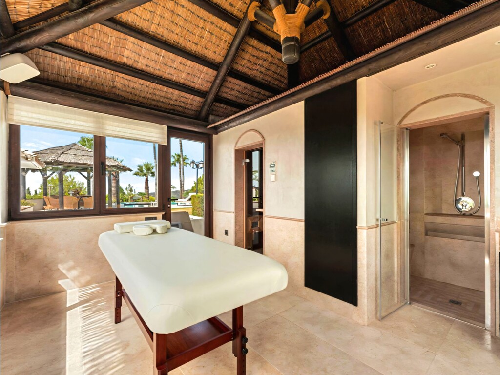 Marbella Golf Resort Villa_15