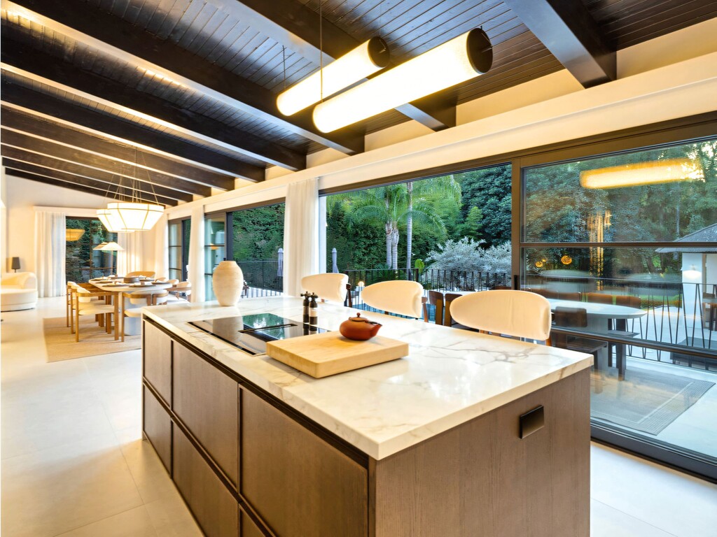 Renovated Nueva Andalucia villa_22