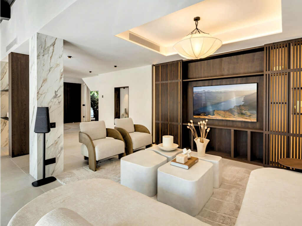Renovated Nueva Andalucia villa_11