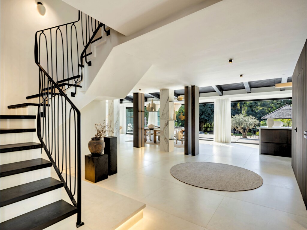 Renovated Nueva Andalucia villa_27