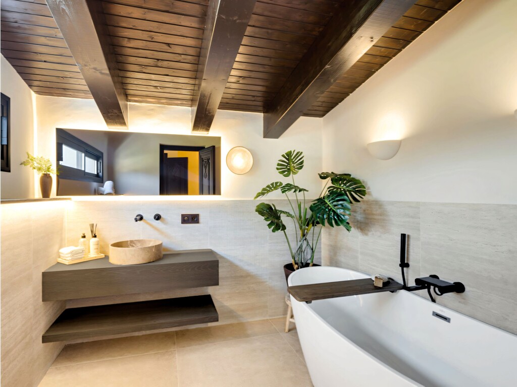 Renovated Nueva Andalucia villa_29