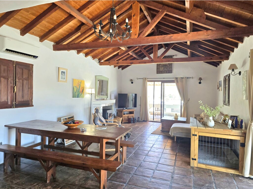 Monda Country Villa_12