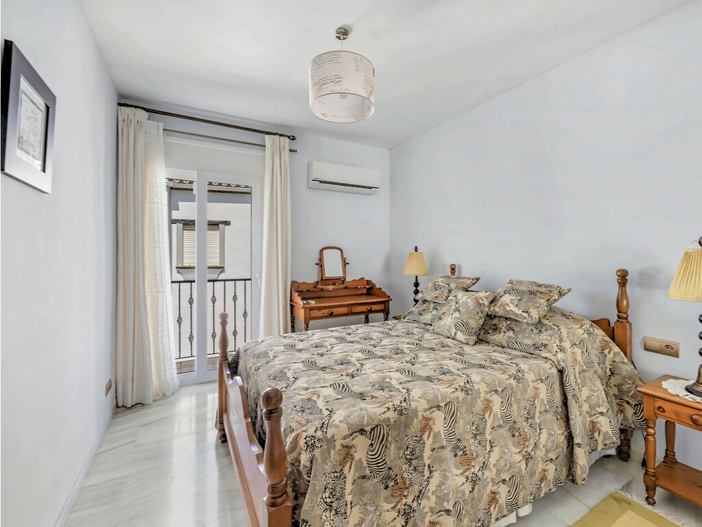 Mijas Costa Family Villa_32
