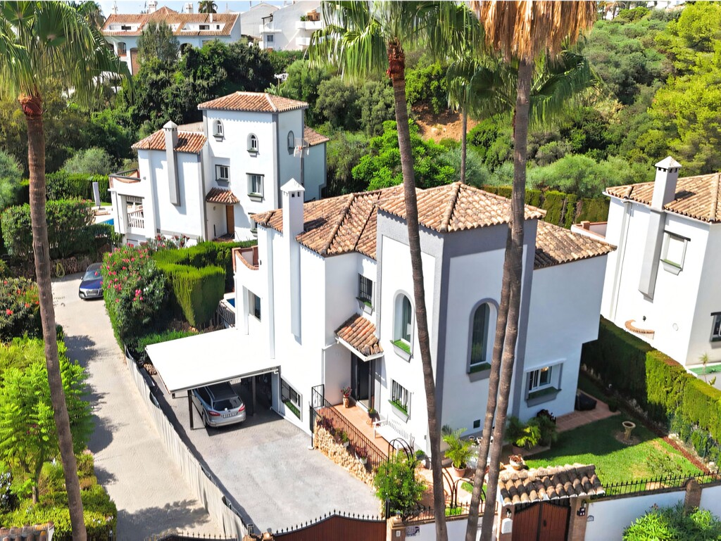 Mijas Costa Family Villa_10