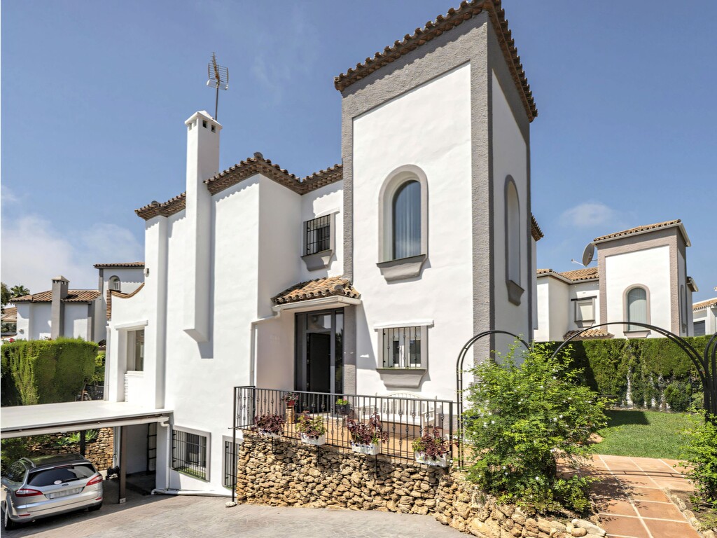 Mijas Costa Family Villa_14