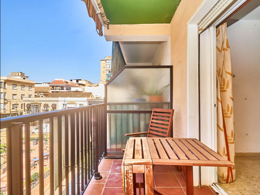 Plaza de la Constituci&oacute;n Fuengirola_19
