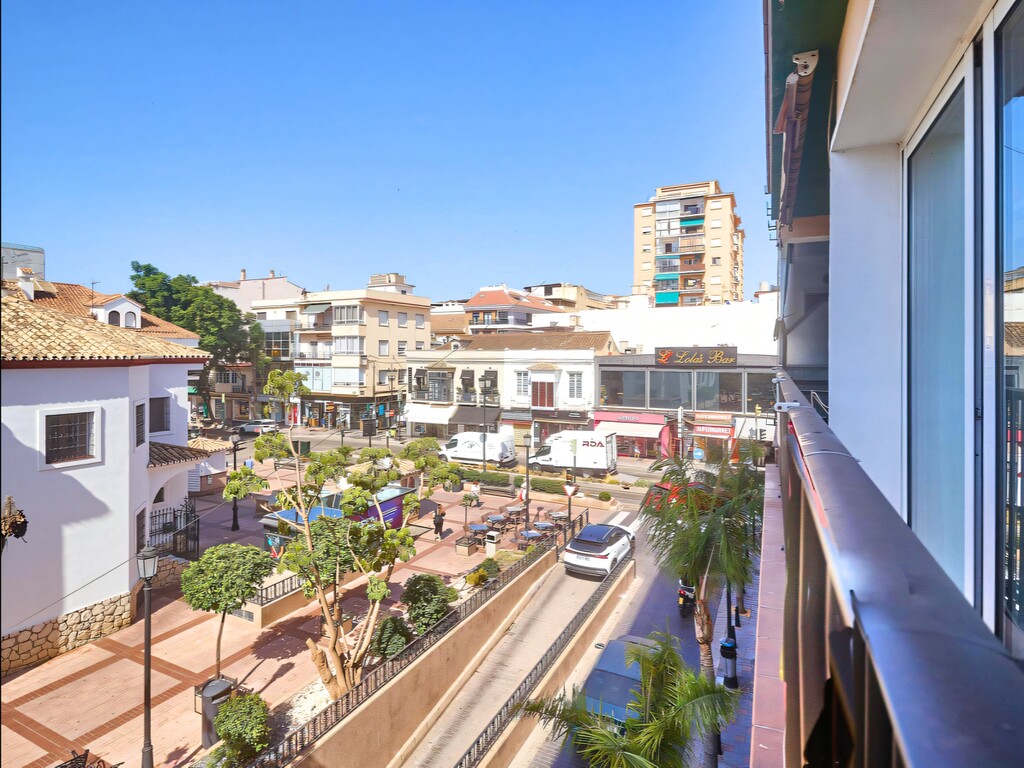Plaza de la Constituci&oacute;n Fuengirola_22