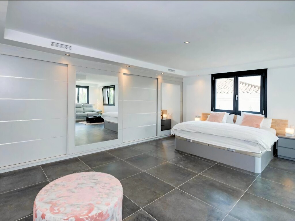 Nueva Andalucia Villa_8
